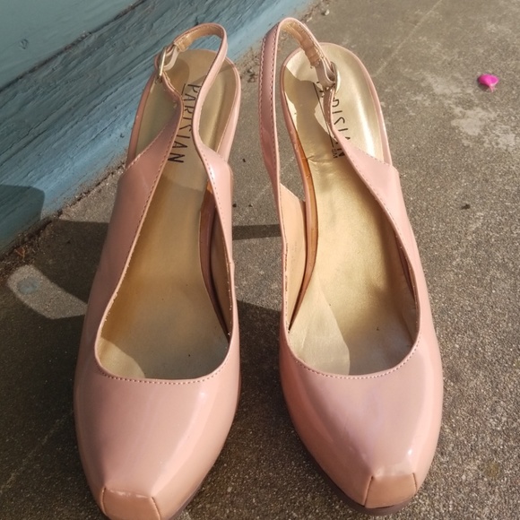 Heels - Picture 1 of 8